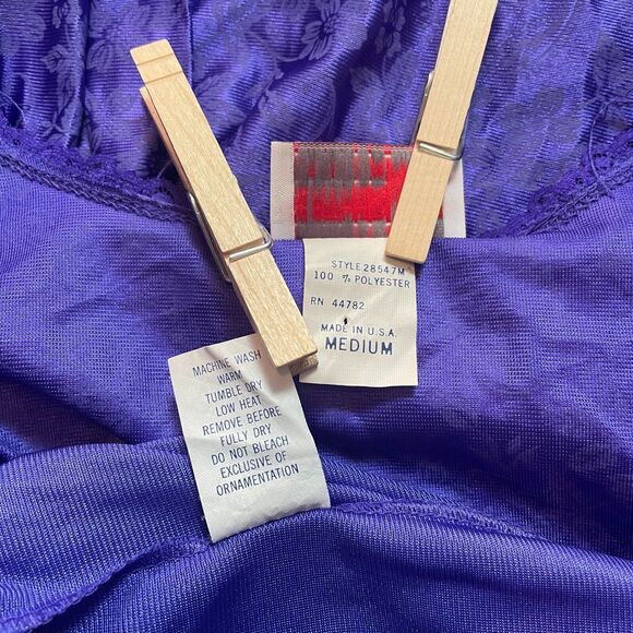 Vintage Lingerie Set Size Medium Purple Satin Robe Slip Nightgown Peignoir 80s - Picture 13 of 16